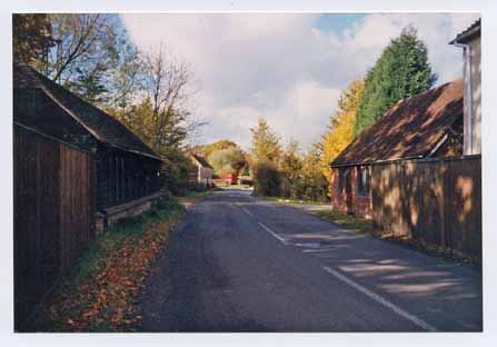 Kintbury Road leading to Chapel Corner